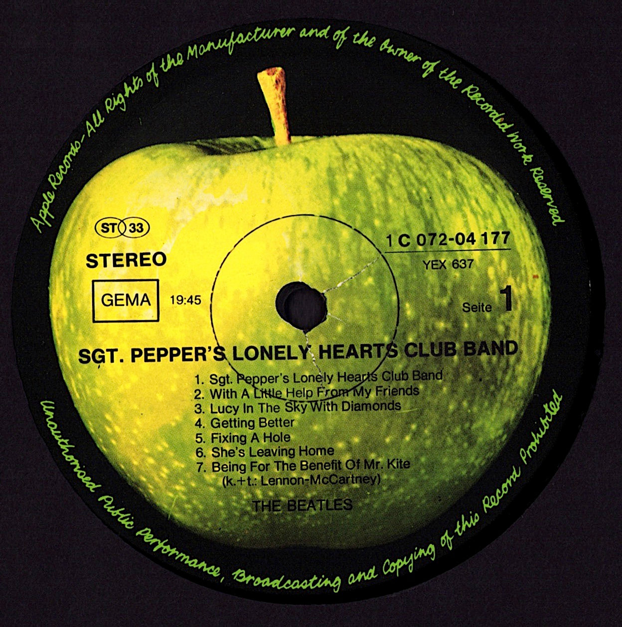 The Beatles - Sgt. Pepper's Lonely Hearts Club Band Vinyl LP